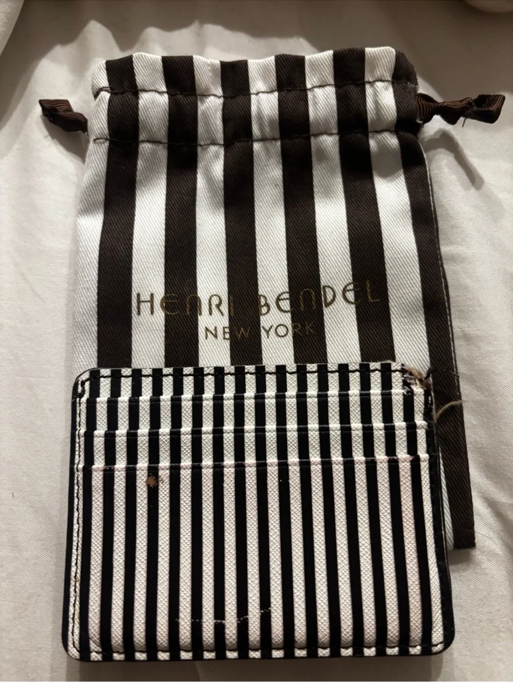 henri bendel Black and White Striped Card Sleeve with Matching Dusty